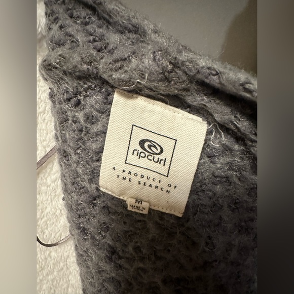 Ripcurl Medium Chunky Knit Wool Cardigan heavyweight EUC - Picture 2 of 2